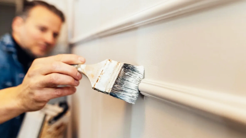 Imagen de refuerzo con pintor para PSD Industria.